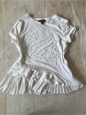 Simply Vera Wang White Short Sleeve Tee with Pleated Ruffle Hem business casual